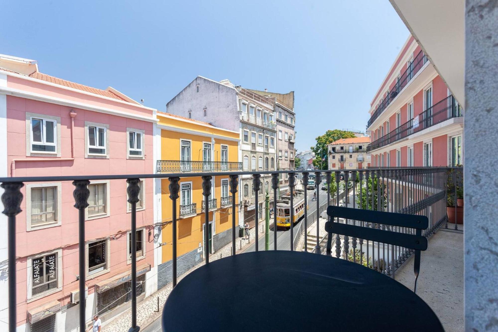 My Lx Flat Graca Lighting Design Apartment Lisboa Extérieur photo